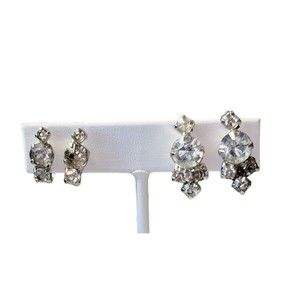 Vintage Silver Tone Unbranded Rhinestone Screw Back Earrings 1960 Era  L…